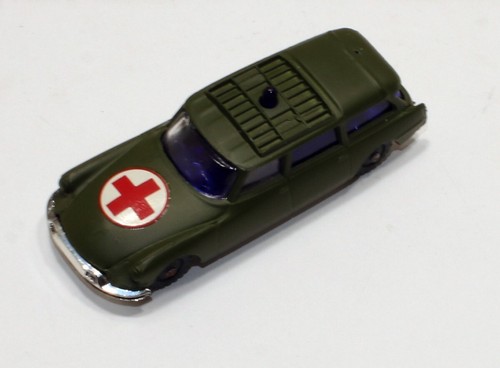 Ambulancia militar vintage Corgi Husky Citroen Safari 1/72 - Imagen 3 de 4