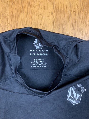 Camicia da bagno mezza manica nera Volcom Anti-UV Youth taglia L Hawaii Surf - Foto 3 di 7