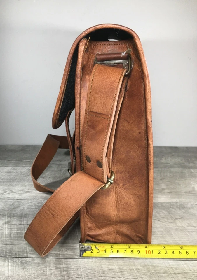 复古仿旧皮革单肩包信使随身包挎包公文包 — 第 3/4 张图片