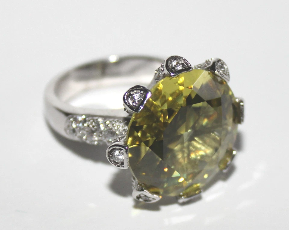 pompöser RING 925 Silber rhodiniert Spinell gelbgrün + Zirkonia weiß Größe 56 - Bild 2 von 4