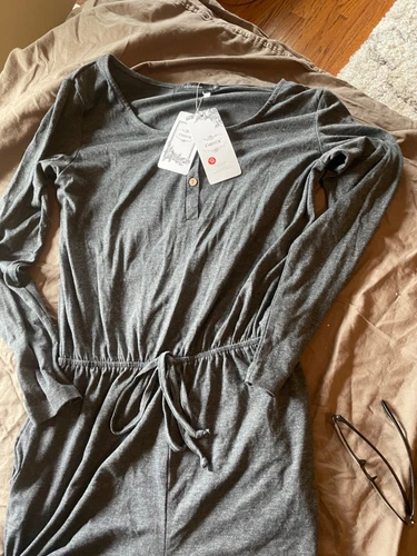 BRAND NEW YIBOK  GRAY LONG SLEEVE JUMPSUIT SZ M