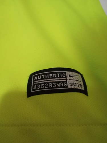 Nike Barcelona 2018/2019 Lionel Messi Away Jersey Sleeve Soccer Youth Large - Picture 6 of 6