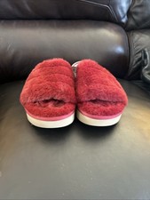 UGG Fuzz'n II Women  s Size 8 Fur Slide Slippers Wine Red