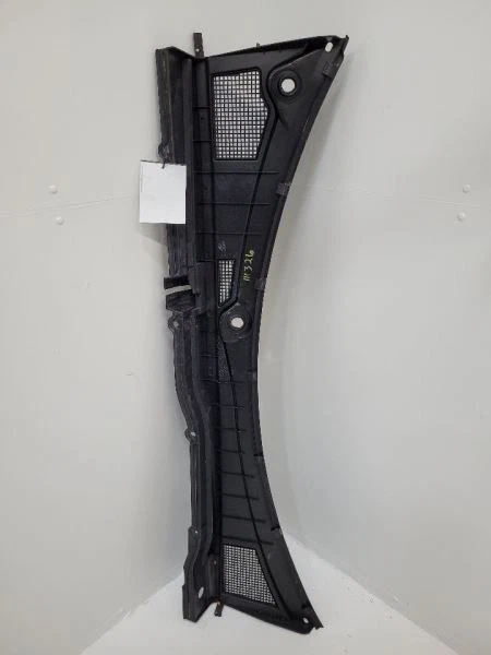 Chevrolet Traverse 2016 16 panel de ventilación de capó Foto 4 de 4