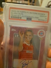 Klara Buhl 2022-23 Topps Bayern Munich Womens SQUAD PINK FOIL Auto/49 PSA 10