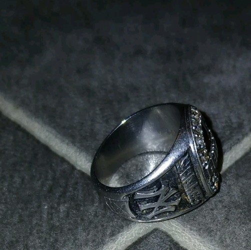 2012 CENTRAL HIGHSCHOOL CLASS RING W/ RED STONES … - image 4