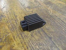 HONDA C90 CUB 1990 REGULATOR RECTIFIER SH570-12