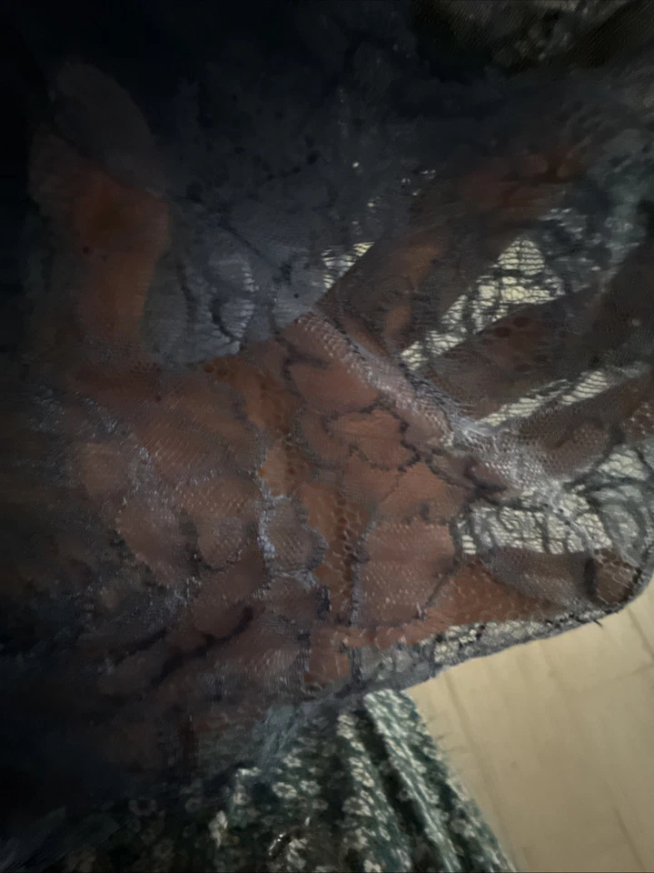 Vestido de dama de honor David talla 18  Foto 3 de 4