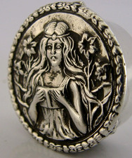 PRETTY ENGLISH SOLID STERLING SILVER BOX 1986 ART NOUVEAU STYLE