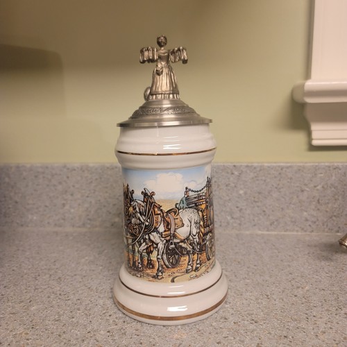 Vtg German Beer Stein Scene "Delivering Kegs" .5L Pewter Lid Lady With Steins - Picture 2 of 9
