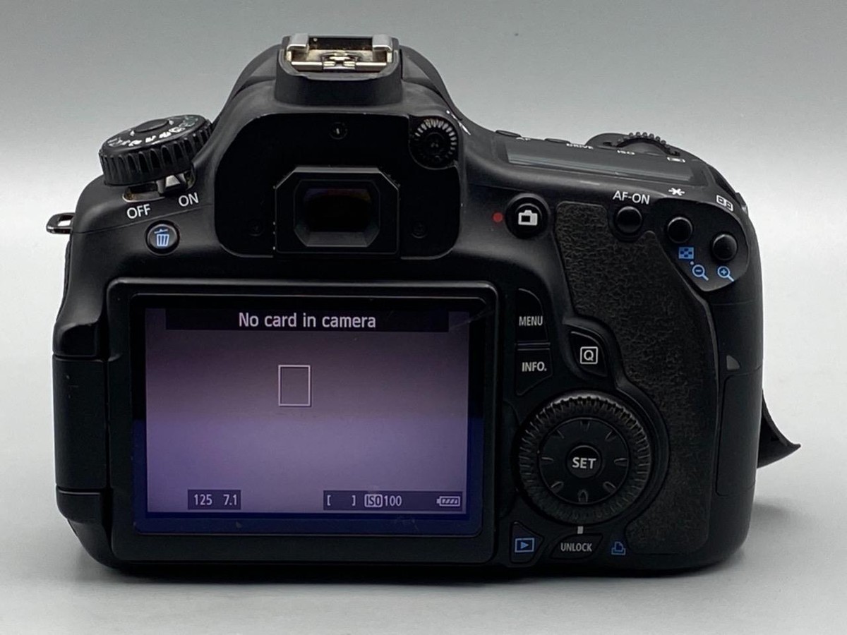 CANON EOS 60D DIGITAL CAMERA WITH EF-S 18-55mm 1:3.5-5.6 IS