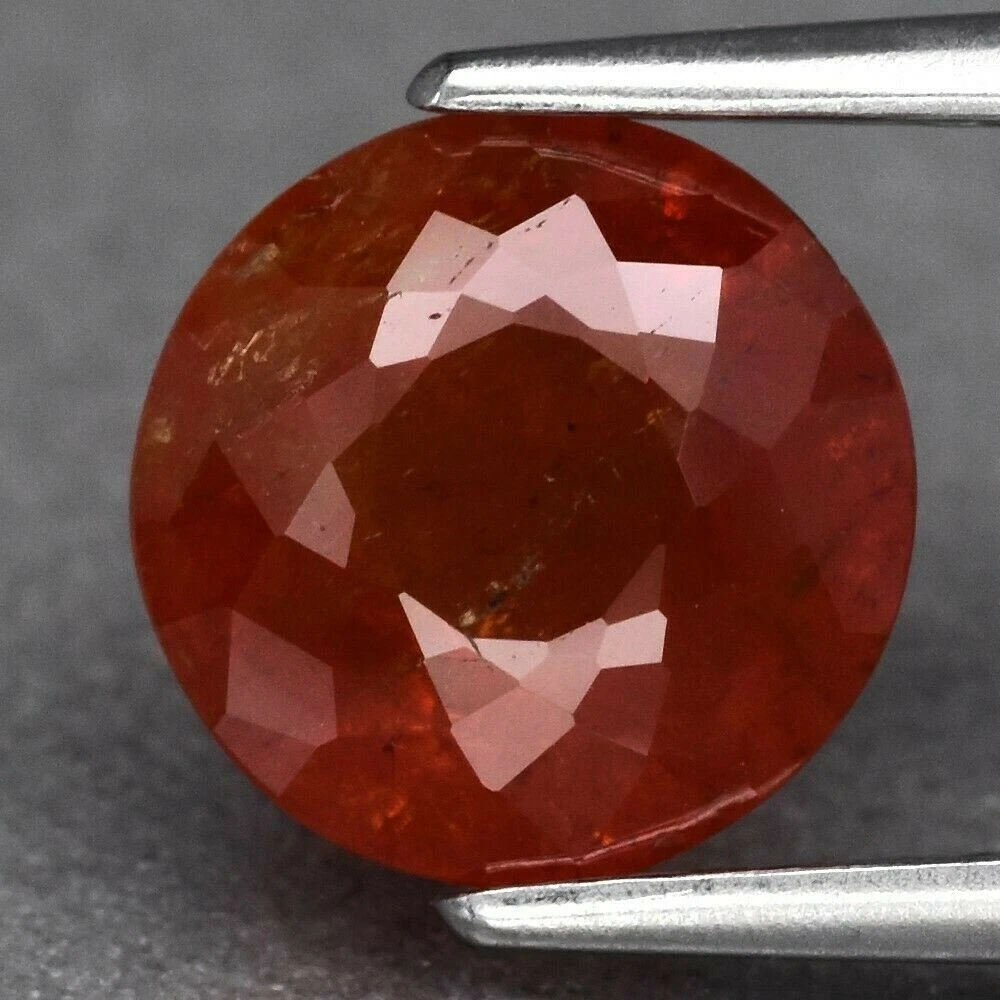 Pierre Espessartite (Grenat) Naturelle Orange 2.11 Carats - Origine Namibie, Non Traitée