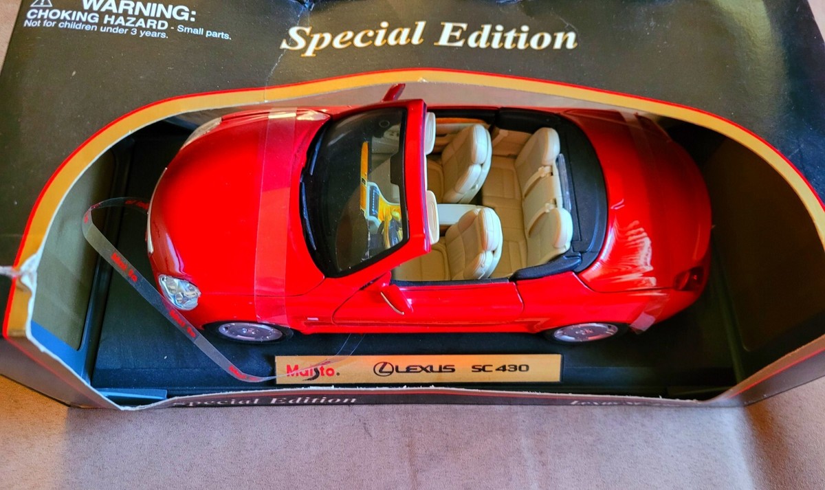 マイスト　LEXUS SC430 Maisto Lexus SC430 Silver Convertible 1:18 Scale Diecast