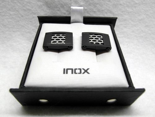 Black and Steel Car Grille Cuff Links - Picture 2 of 5