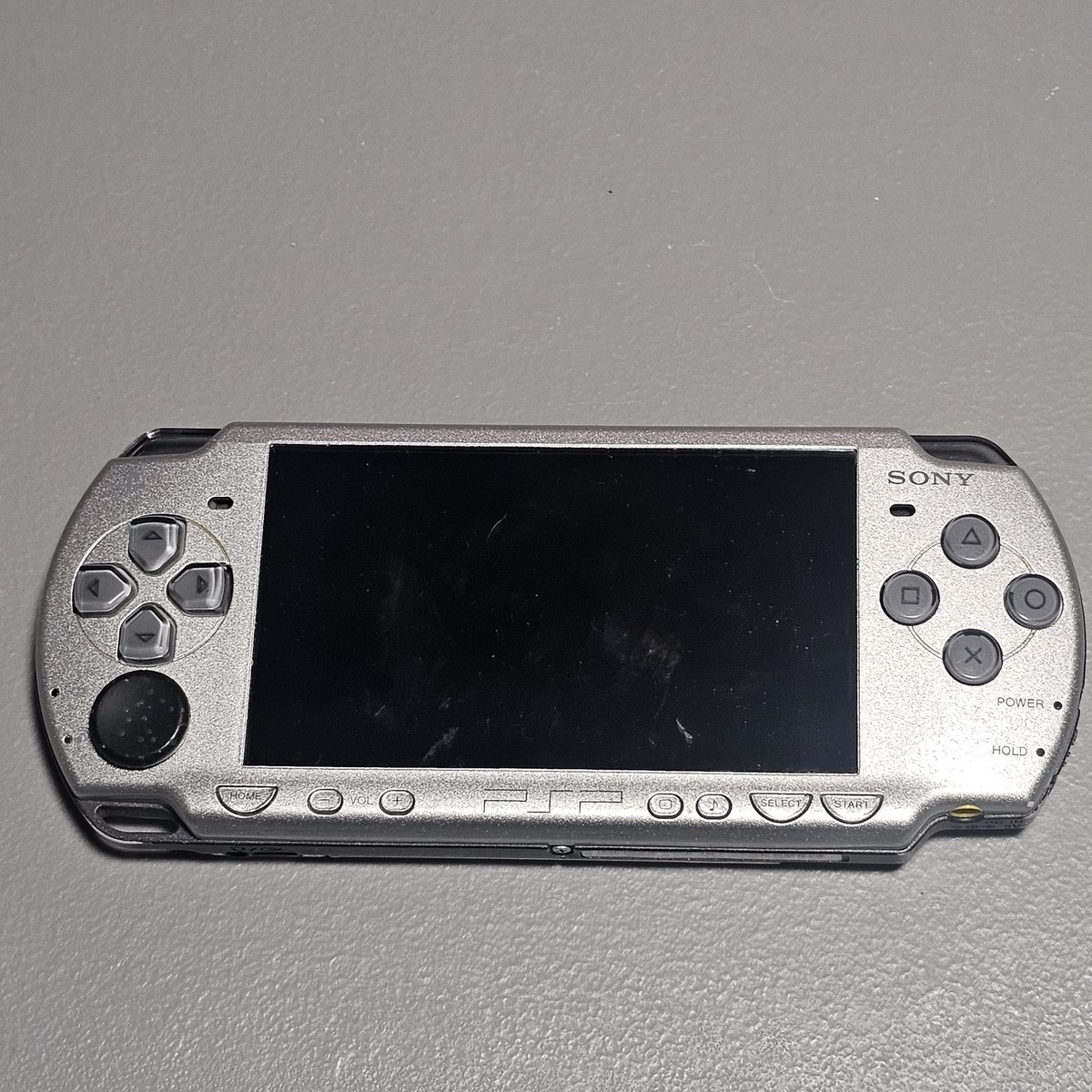 Sony PSP 2000 Crisis Core Final Fantasy VII 10th Anniversary