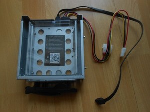 Medion P2150 D MD8331 Festplatten-Wechselrahmen SATA 2,5" / 3,5" HDD SSD