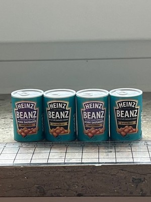 Zuru Mini Brands Heinz Baked Beanz in a rich tomato sauce