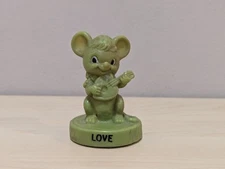 VTG 1975 Russ Berrie & Co LOVE Mouse Figurine Guitar #621 Made In USA 2.75”