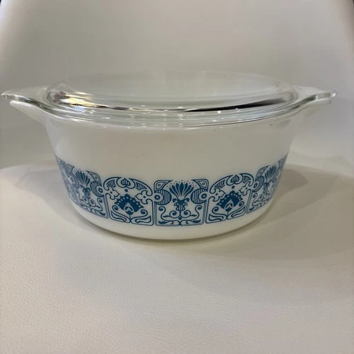 Pyrex Vintage Horizon Blue Casserole Dish w/Lid 475-C  2.5Q
