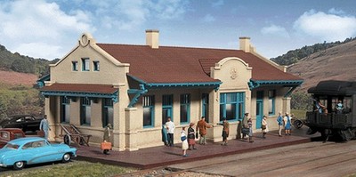 Walthers Cornerstone 933-2920 Ho Maßstab Mission-Style Depot Set