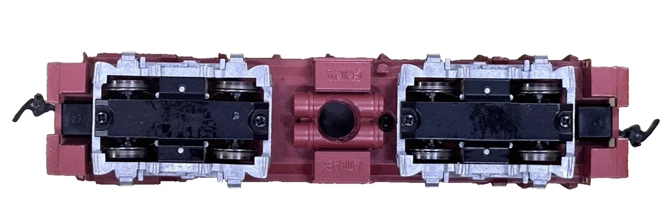 NIB ATLAS HO SCALE ROCK ISLAND ALCO S1 DIESEL SWITCHER MPN: 8806 #599-FREE SHIP - Image 4 of 4