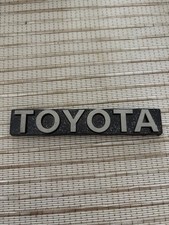 Oem Vintage Toyota Grille Emblem Badge Nameplate Genuine Original 75311-14730 Oem Vintage Toyota Grille Emblem Badge Nameplate Genuine Original 75311-14730