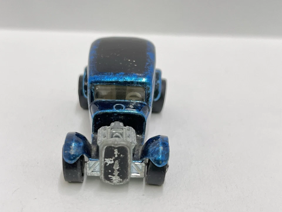 Hot Wheels Redline Classic 32 Ford Vicky azul y negro manchas/desvanecimiento Foto 3 de 4