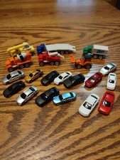 N Scale Lot of 20 Assorted Vehicles Cars,Trucks For Model Train Layout