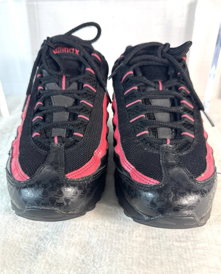 Nike Air Max 95 Black Pink Cat Print Shoes Size 7Y Women’s 8.5 - Image 4 of 4