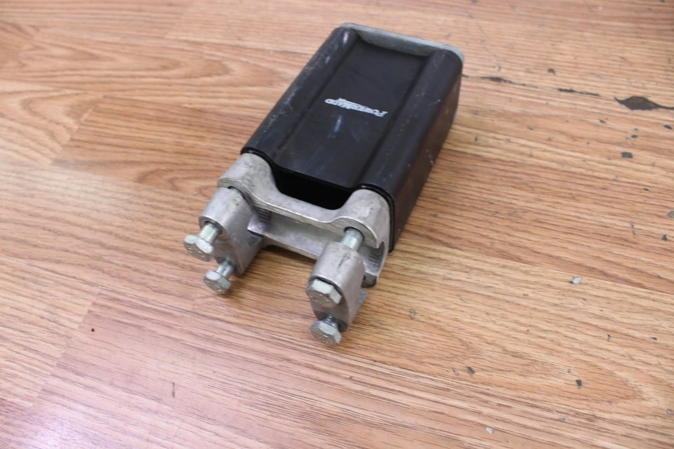 1998 YAMAHA MOUNTAIN MAX 700 Handlebar Bar Riser Block 4in w/ Clamps - Image 4 of 4