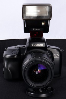 Canon EOS 750QD AF 35mm Film SLR + Tamron AF 28-80/3.5-5.6 ASPH
