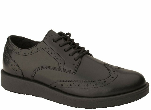 tredsafe slip resistant shoes