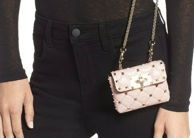 valentino wallet on chain sale