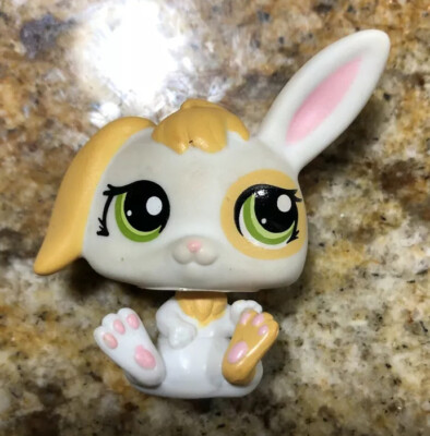 Littlest Pet Shop LPS White/Yellow Bunny Rabbit Figure Green Eyes #1417 ...