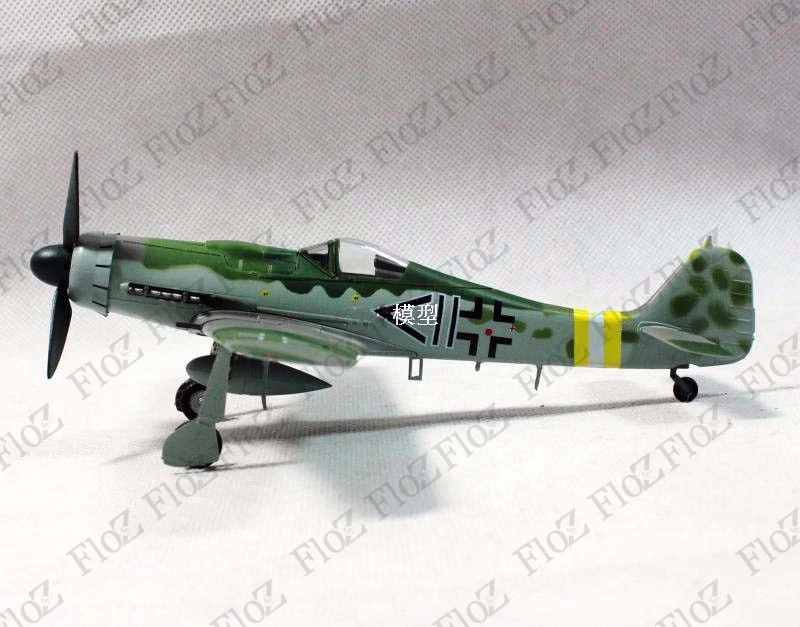 WWII German Fw190 D-9 IV./JG2 1945 1/72 aircraft finished plane Easy model - Image 4 of 4