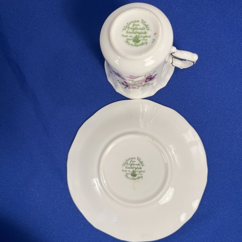 Hammersley England Bone China VICTORIAN VIOLETS 2 3/4" Flat Cup & Saucer Set - Picture 4 of 4