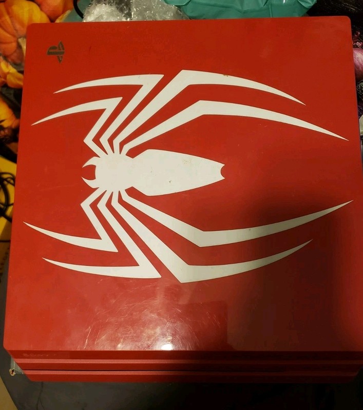 Sony PlayStation 4 Pro Marvel's Spider 1TB + 8TB Hard drive / Low firmware