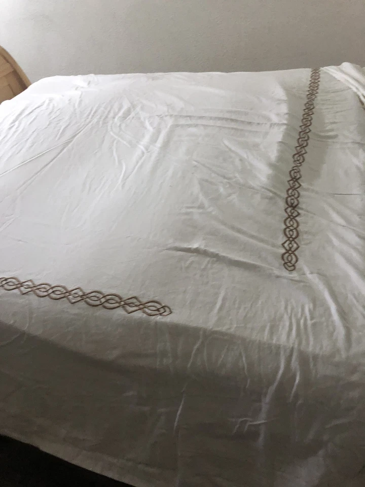 Copripiumino Frette At Home Queen ricamo raso di cotone avorio caramello 88x86" - Immagine 3 di 4