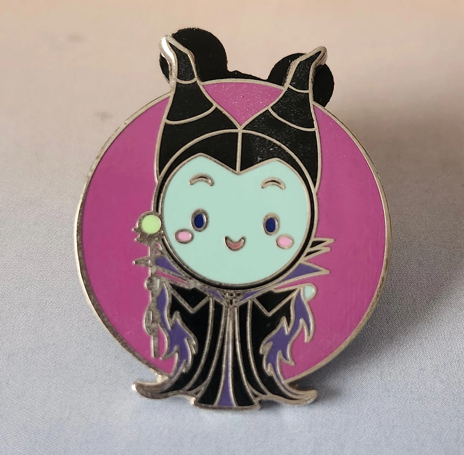 Disney World of Evil Trading Pin Official Evil Queen