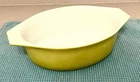 Vintage PYREX “Verde” 1970s Avocado Green 1 1/2 QT Oval Ovenware #043