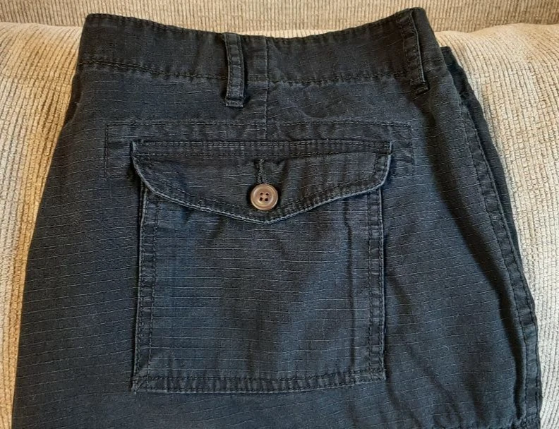 Arizona Men Black Cotton Classic Fit Cargo Shorts Size 38 - Image 4 of 4