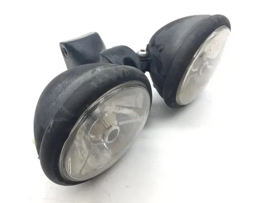 Faro delantero Triumph Speed Triple 2001 3373 piezas Foto 2 de 4