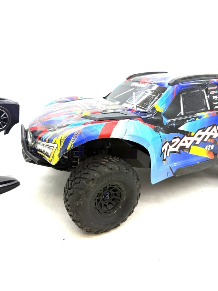 TRAXXAS MAXX SLASH 1/8 4WD BRUSHLESS 6S Short Course Truck Rock N Roll - Image 2 of 4