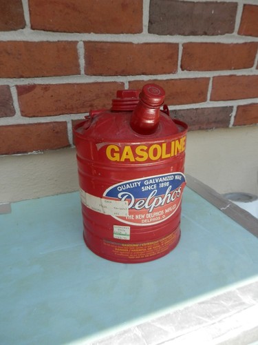 Vintage Delphos 1 Gallon Galvanized Gas Can No. 201 sold by Agway York PA