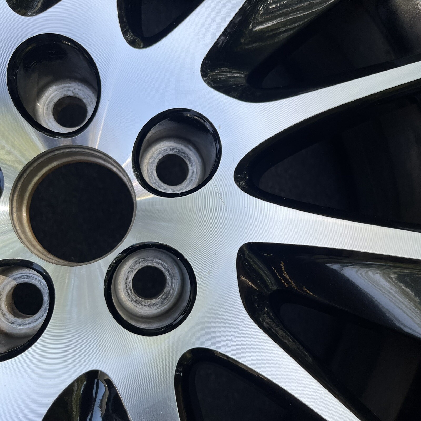 SINGLE 19 INCH WHEEL TOYOTA HIGHLANDER 2017-2019 OEM BLACK  