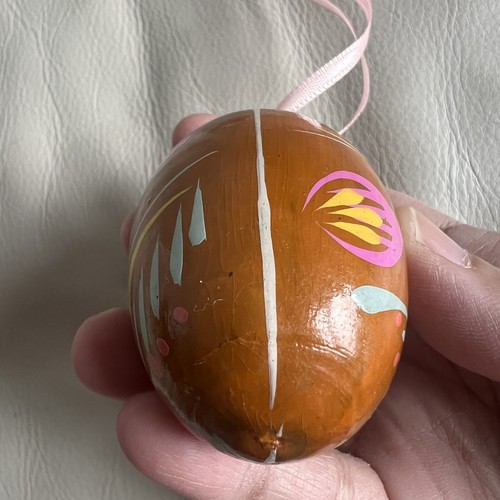 Hand Painted Wood Egg Floral Ornament Russian? Set of 2 - Picture 5 of 7