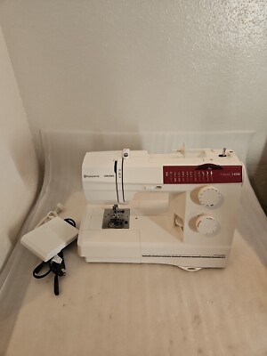 Husqvarna Viking Tribute 145 Sewing Machine W Foot Pedal & Box Working