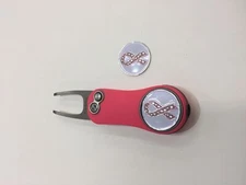 Pitchfix Hybrid 2.0 Switchblade Divot Tool with 2 Pink Ribbon Markers