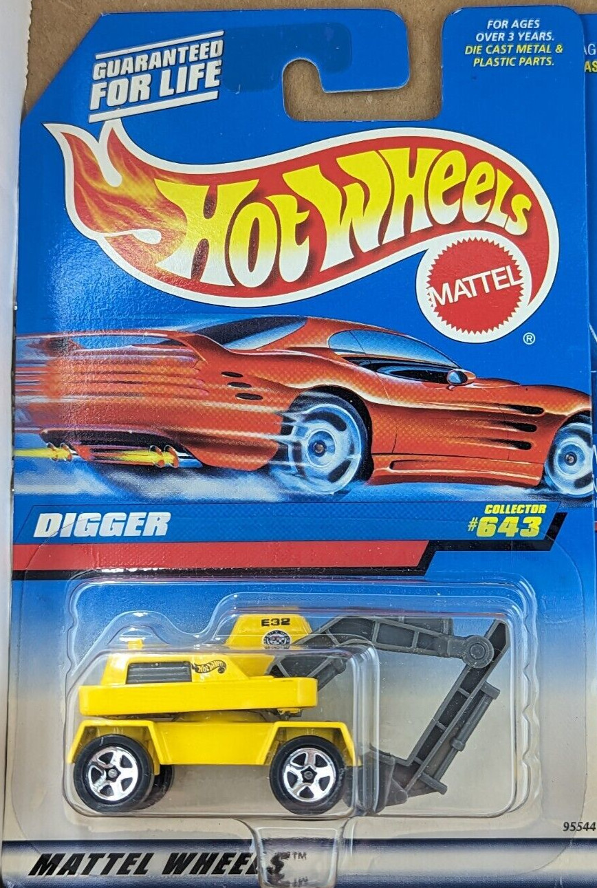 Hot Wheels Construction Vehicles Earth Mover, Road Roller, Cement Mixer & Digger