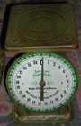 Antique American Family 25 LB Kitchen Scale Painted TOWLE PAINTING STRAWBERRY — photo 3